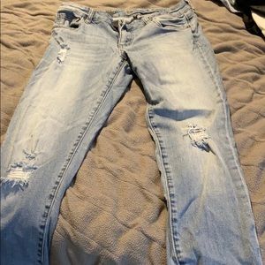 Kut from the Cloth brand skinny boyfriend jean
